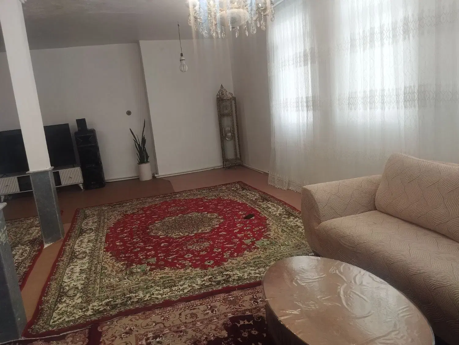 واحد آپارتمانی ۱۳۰ متری درمیرحمزه