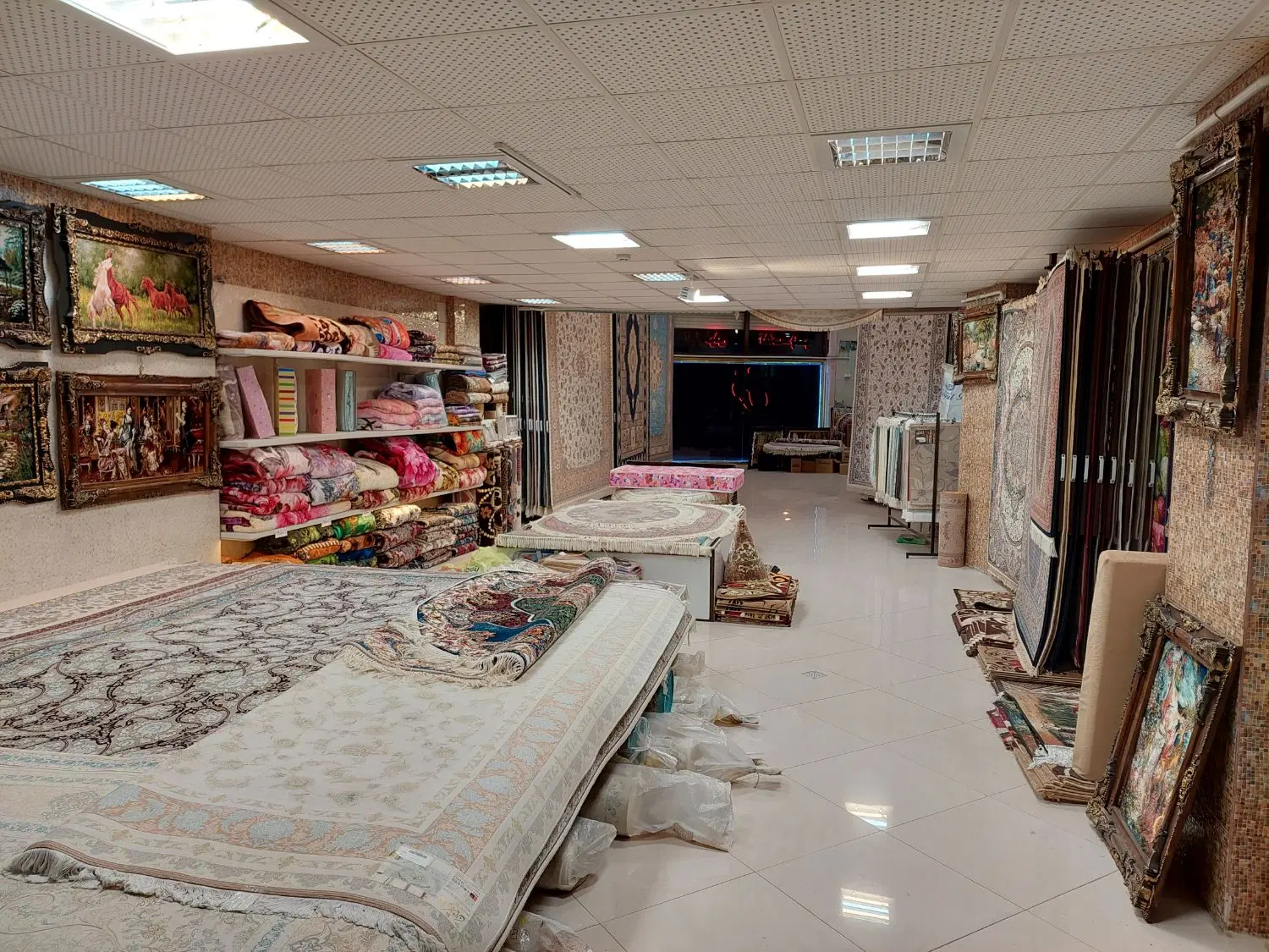 فروش مغازه بسیار شیک اول ۴۸ متری