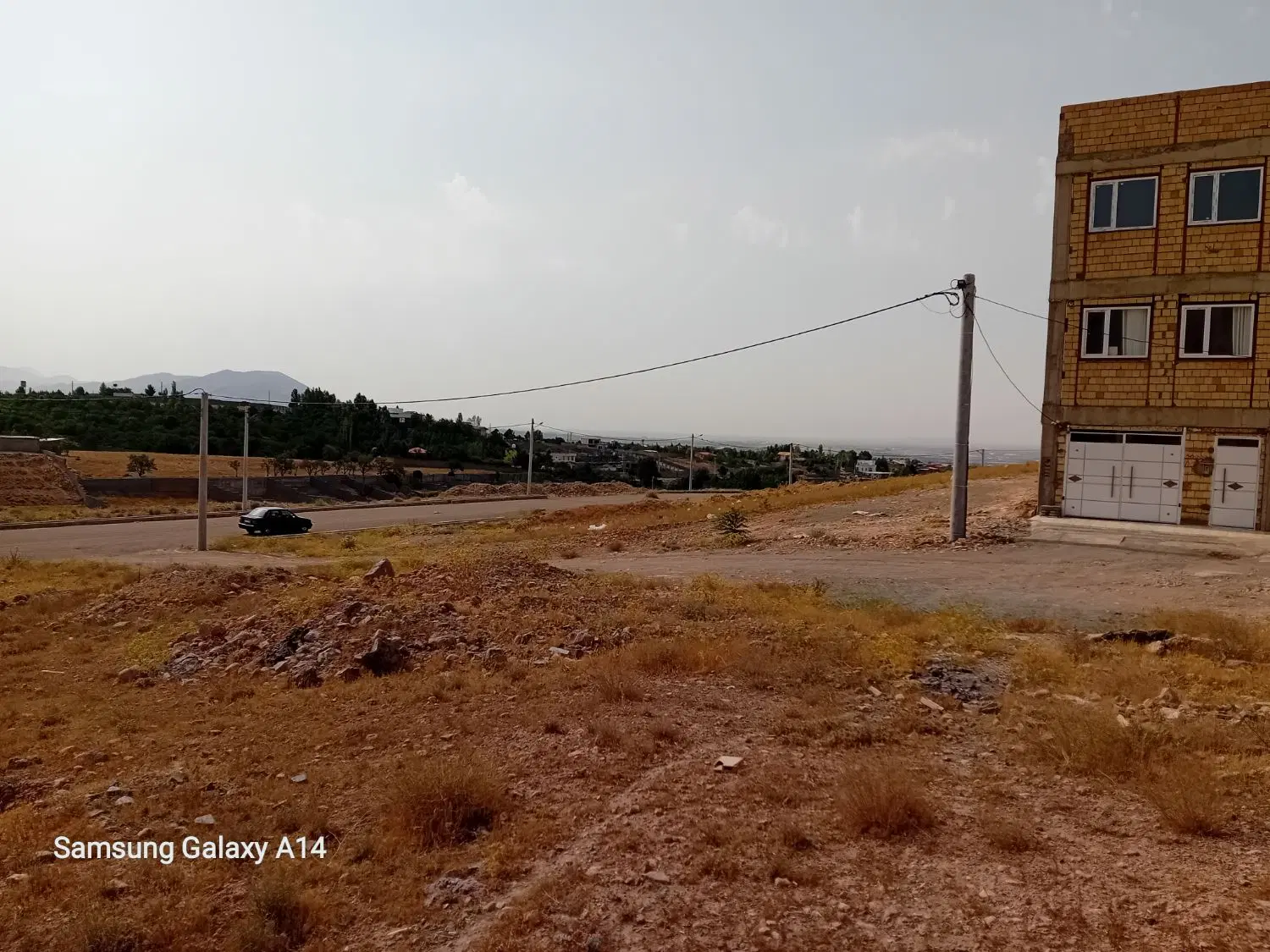 فروش یک قطعه زمین ویلایی فاز ۲ محله ۴ _ ۲۱۴ متر