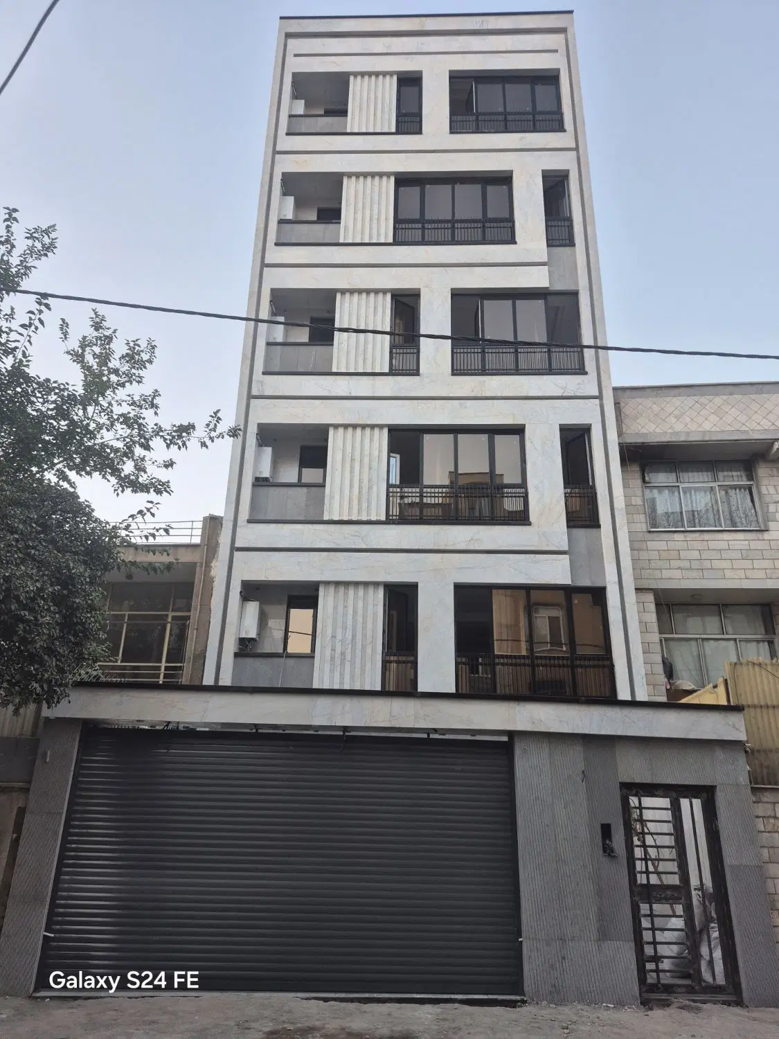 ۹۶ متر _تک واحدی _نوساز دوکله