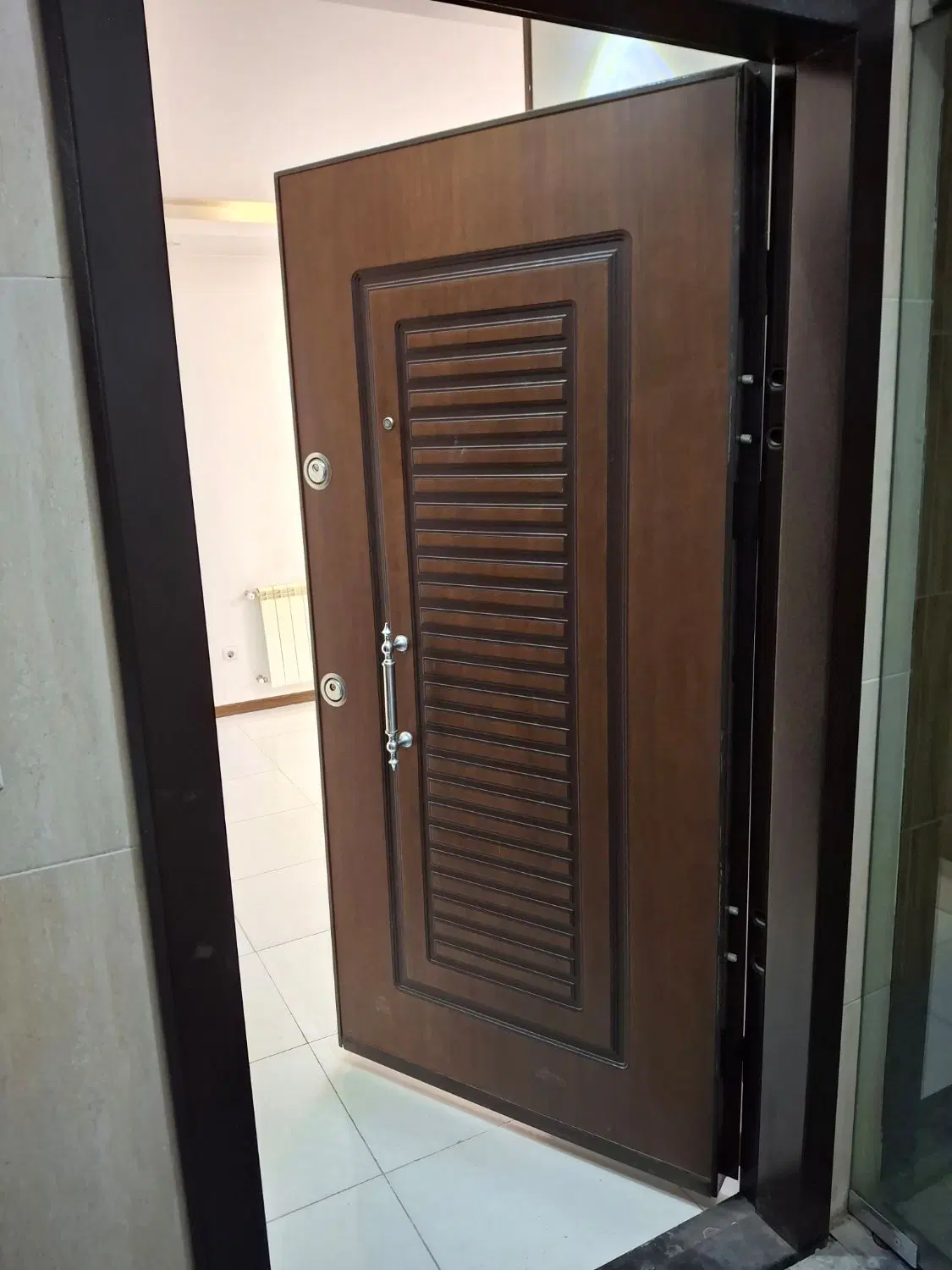 آپارتمان دو خوابه آینه خانه