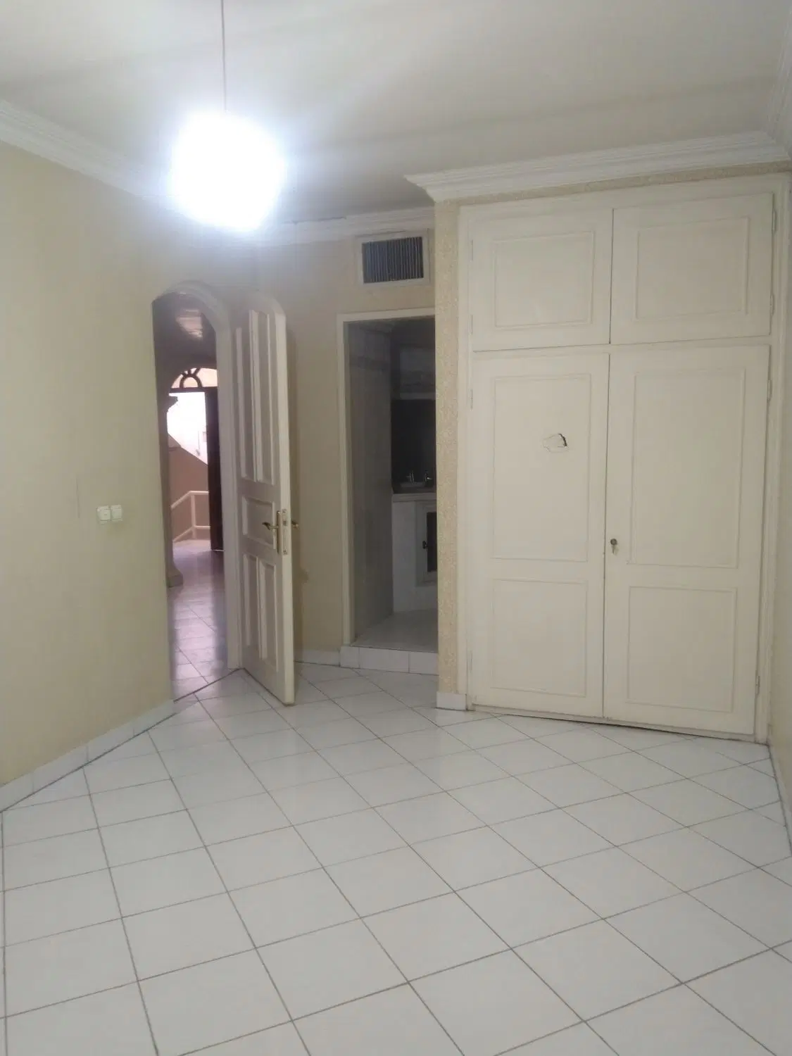 174 متر  ، فرامرز