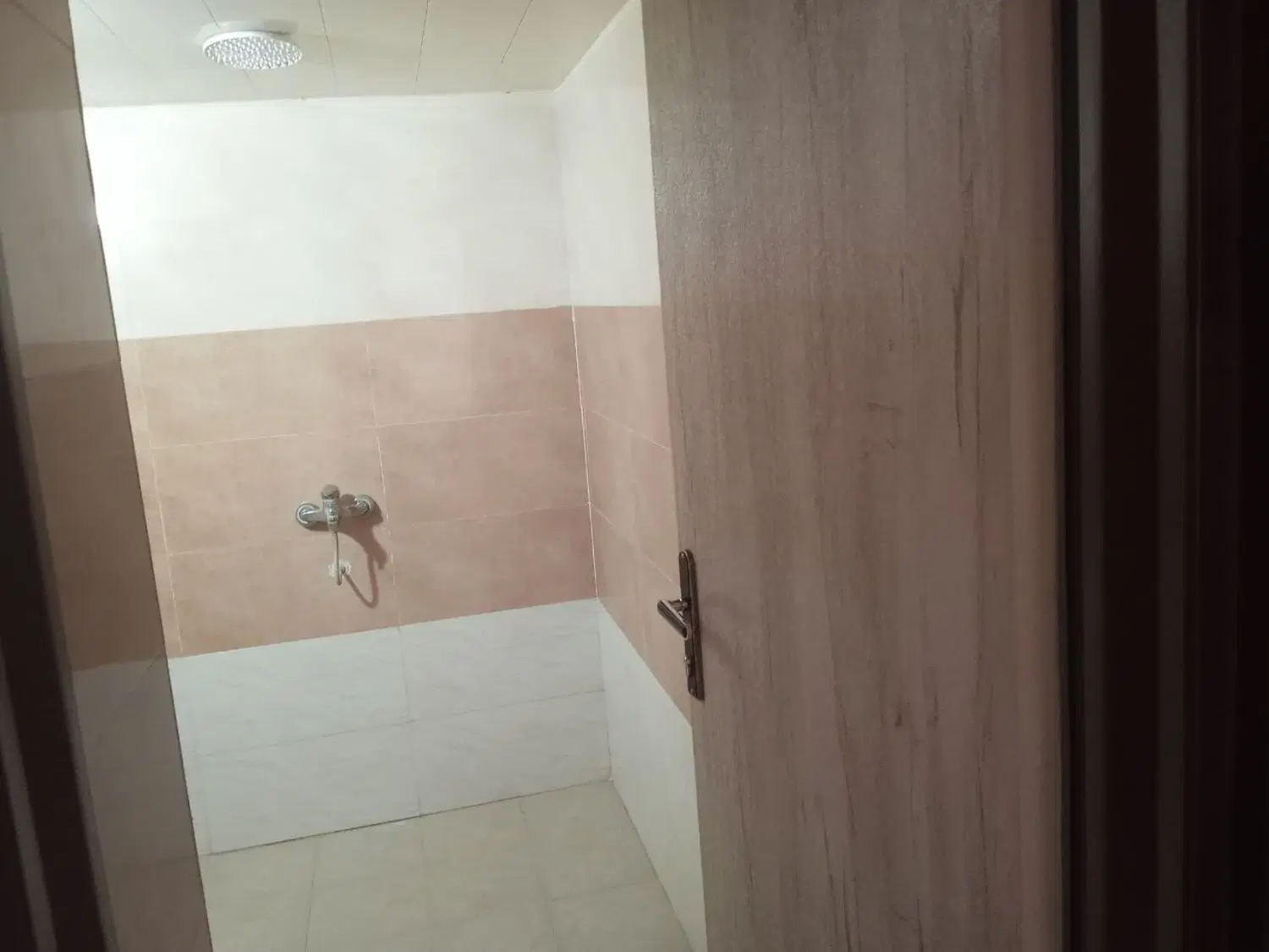 آپارتمان 130 متری سه خوابه