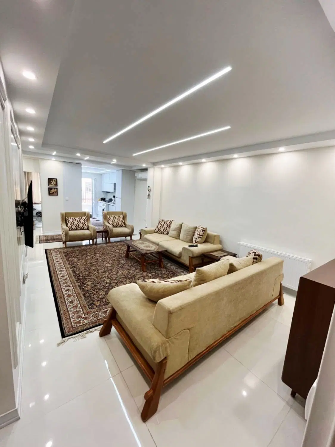 دوخوابه سنددار فول بازسازی لاکچری