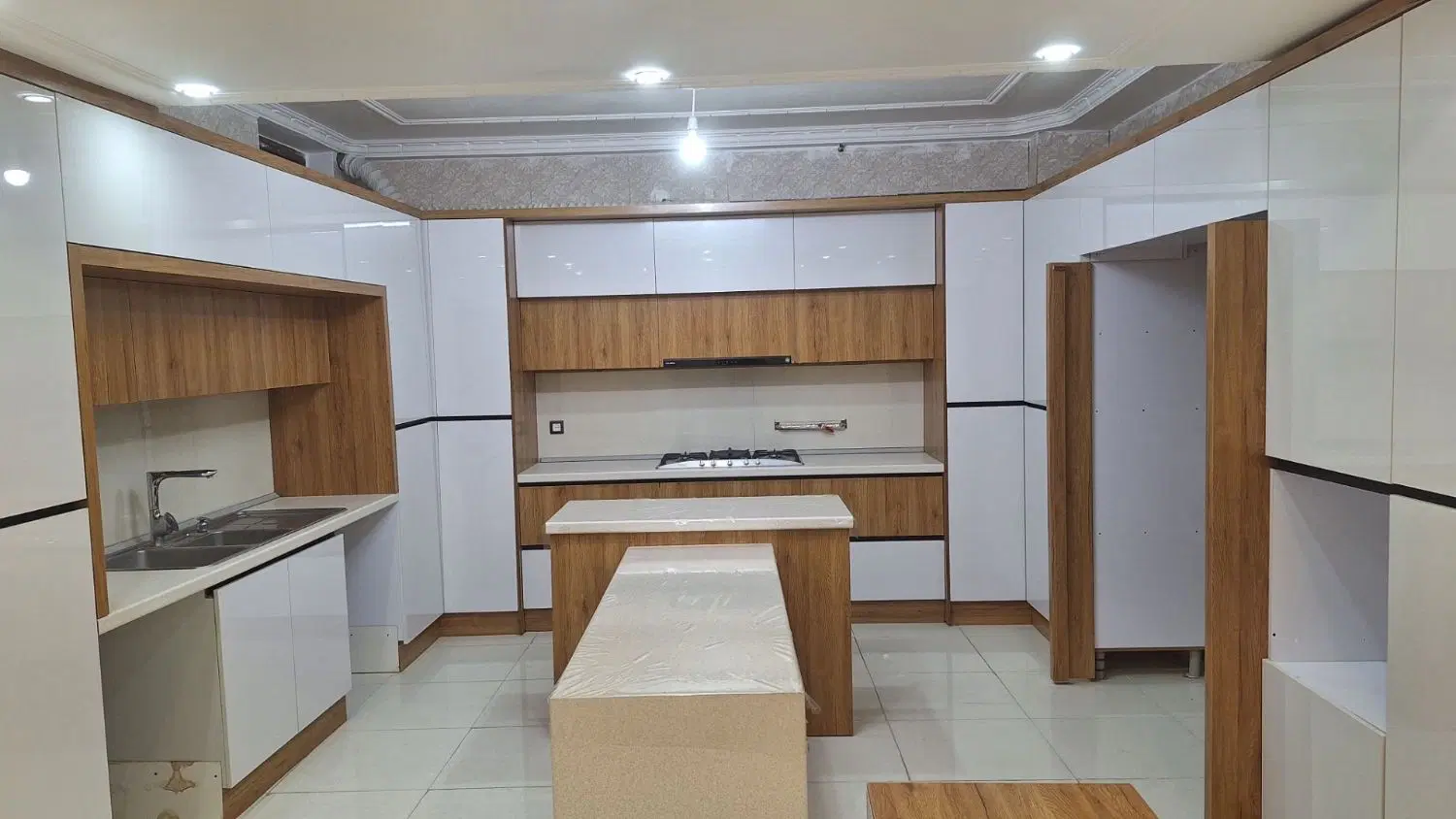 خانه ۱۳۰ متری اجاره ای