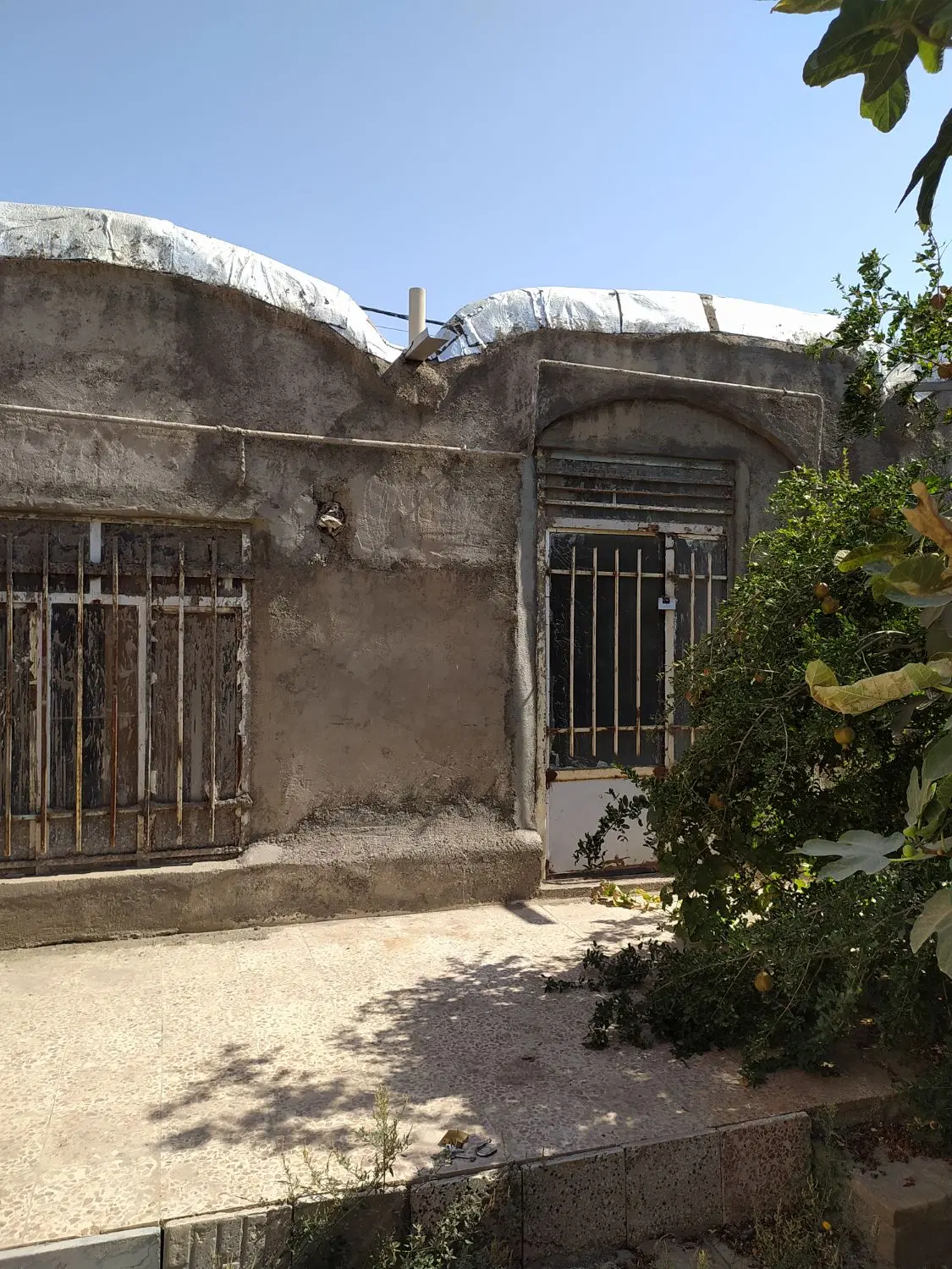منزل کلنگی۱۹۰متری دستغیب طبرسی