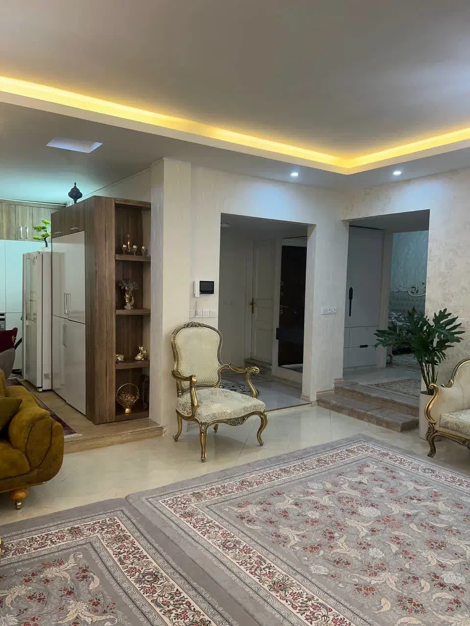 اپارتمان بازسازی شده زیبا