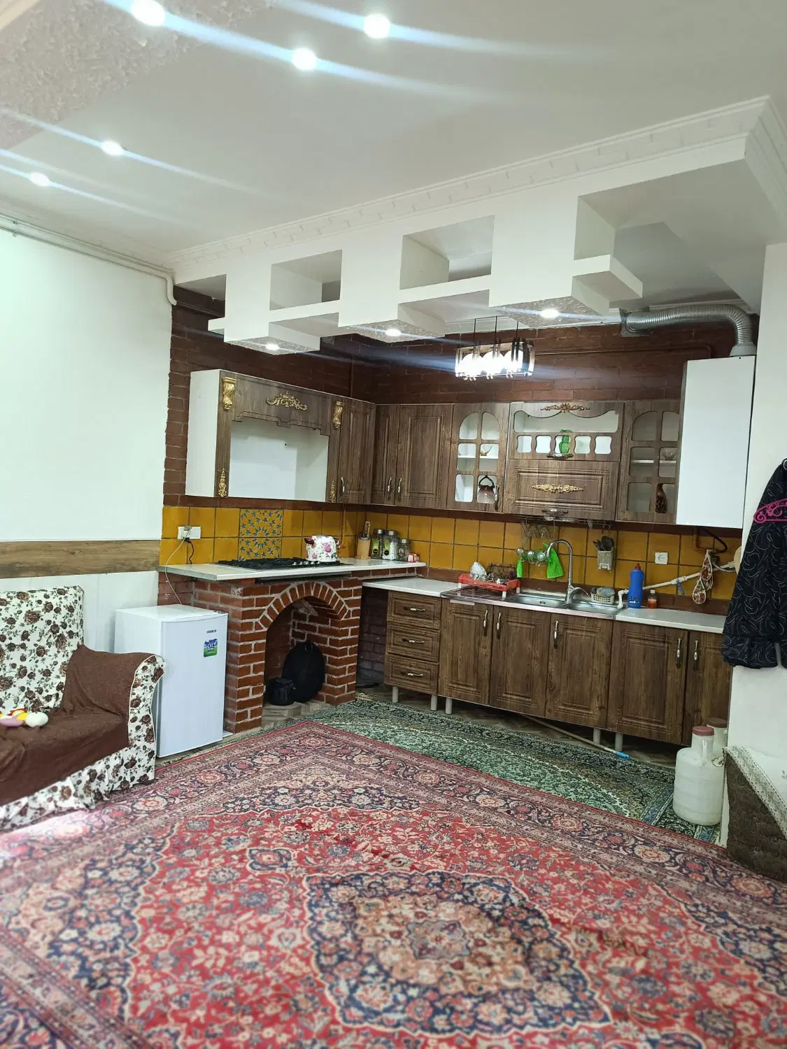 خانه باغ فروشی سانیج