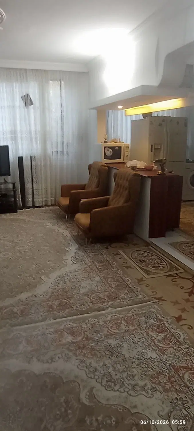 130متر، 2خواب