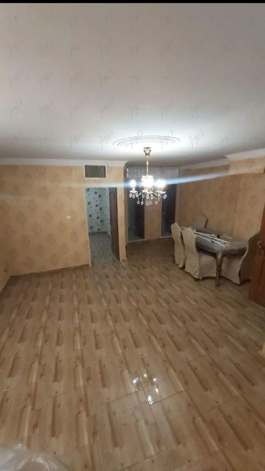 آپارتمان تکواحدی ط اول باپارکینگ اجاره تا عید