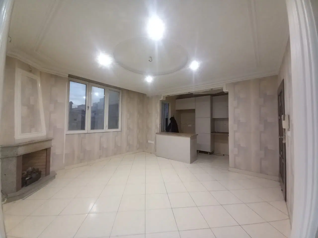 آپارتمان آسانسور دار سالن پرده خور _ بازسازی