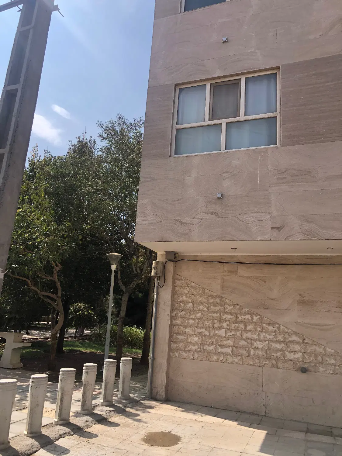 فروش مسکونی بلوار حکیم