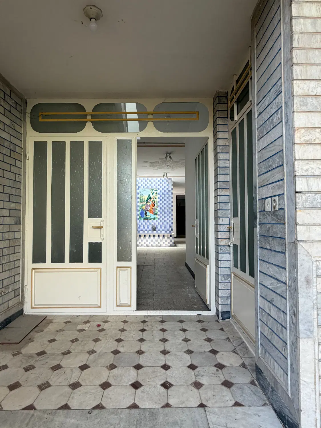 ویلایی ۲۲۰ متری ناصرخسرو