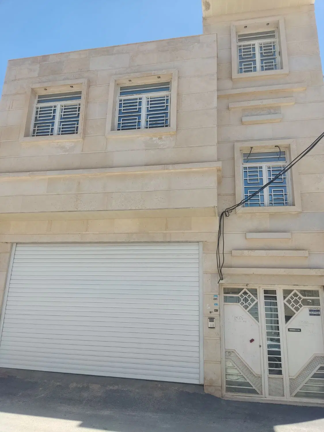 فروش منزل 3طبقه گویم