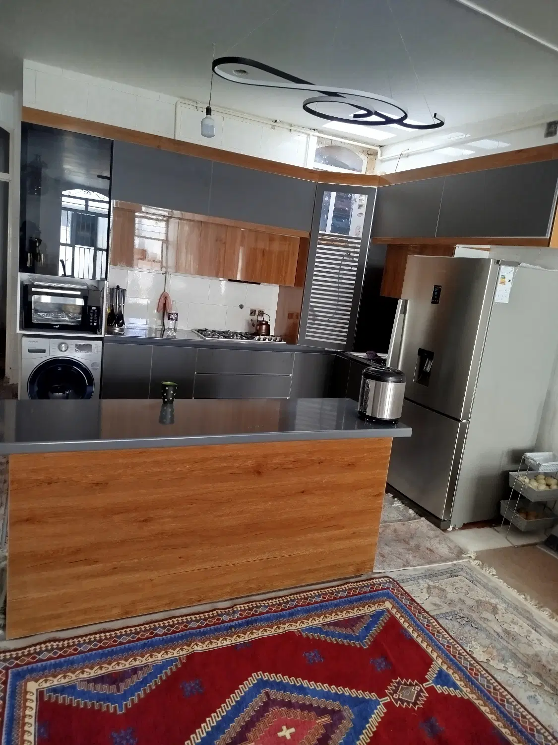 خونه چهاراه کاوسی