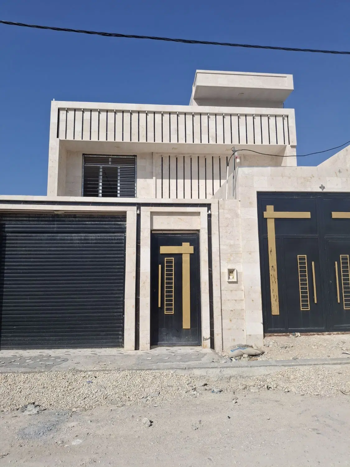 فروش ساختمان ۲واحد ویلایی در شهر بنک
