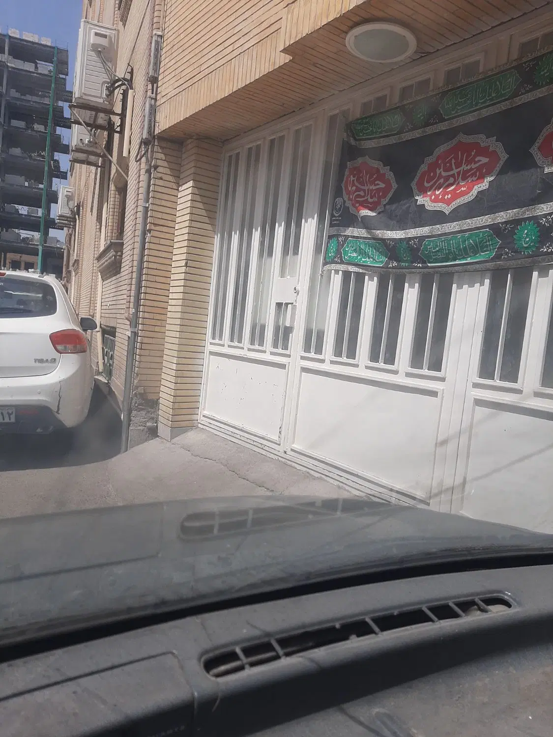 زیر زمین نزدیک حرم و سعدی