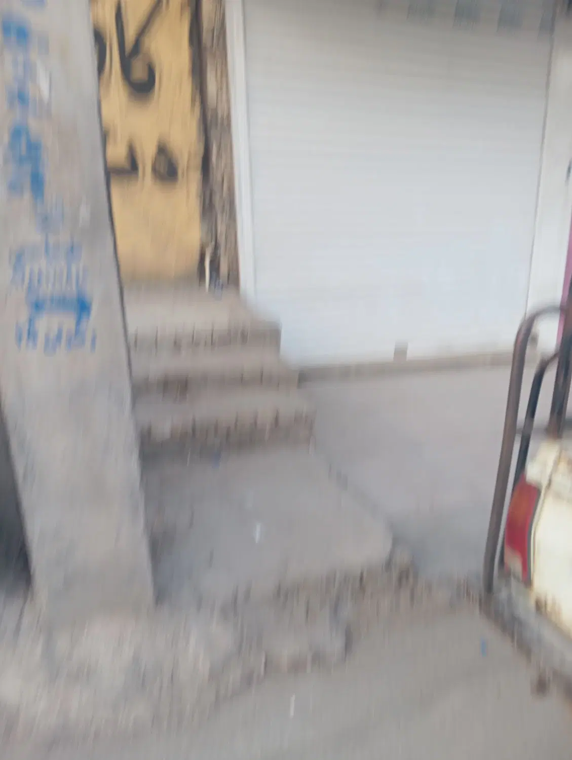 یک باب مغازه کوی رمضان