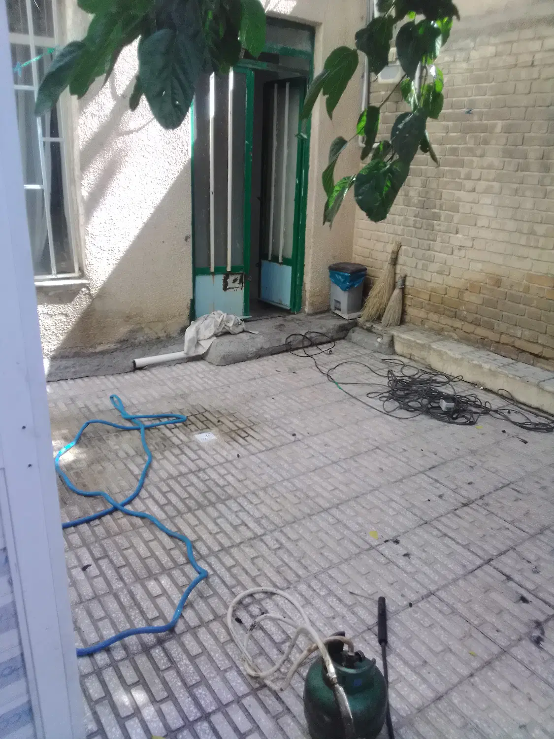 اجاره خانه ویلایی وکیل آقا ۱۲۰ متری