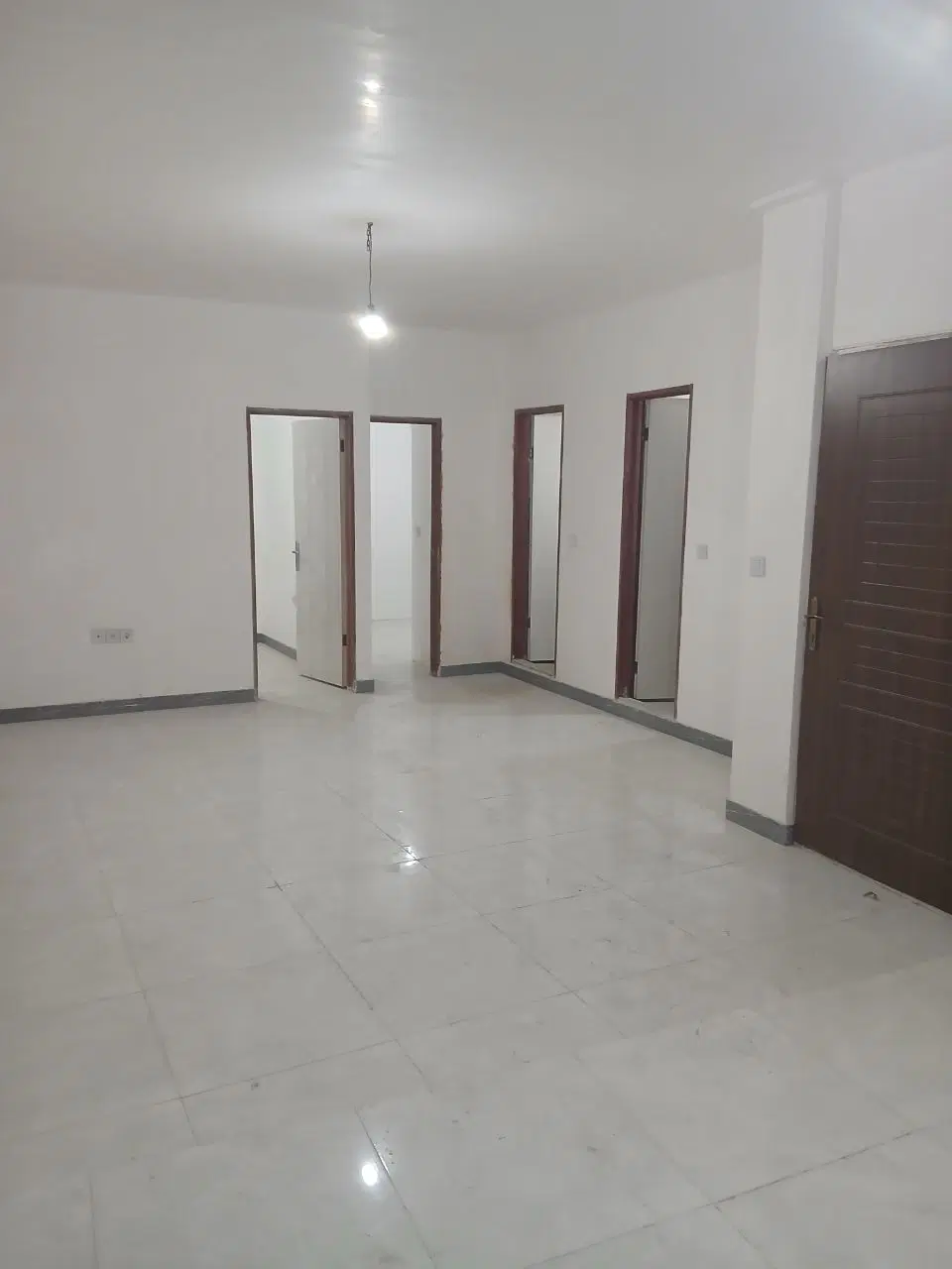 اپارتمان کلیدنخورده