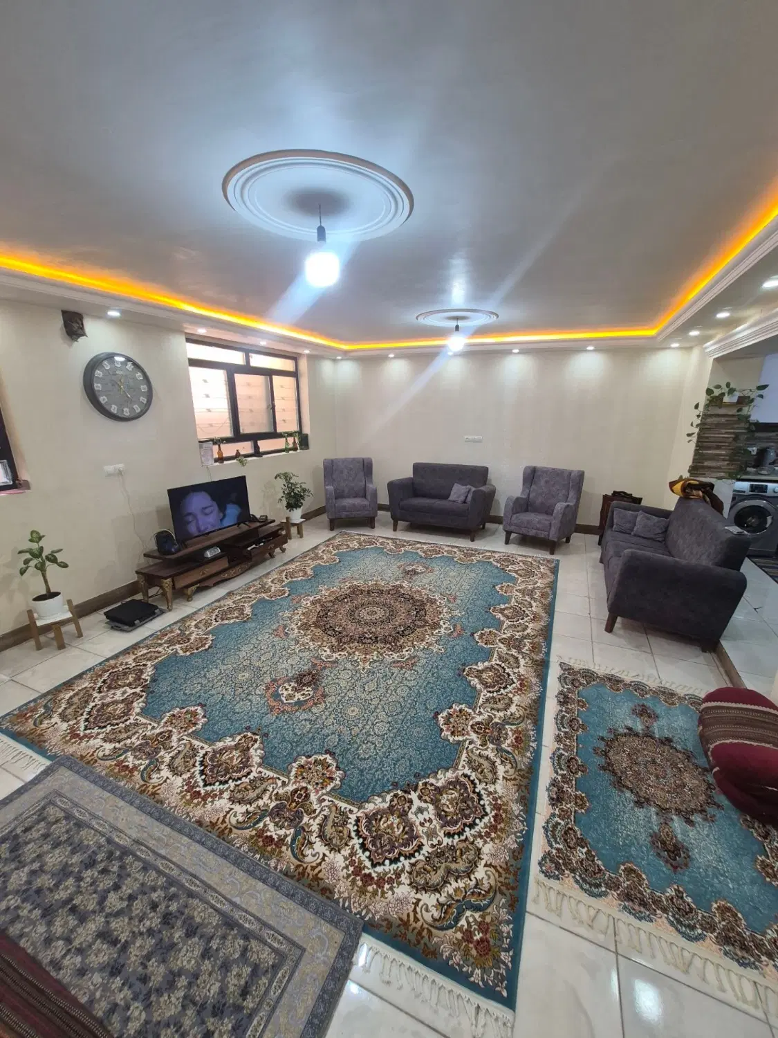 فروش طبق ویلایی سه خواب ۱۵۰ متری سندتکبرگ فازیک