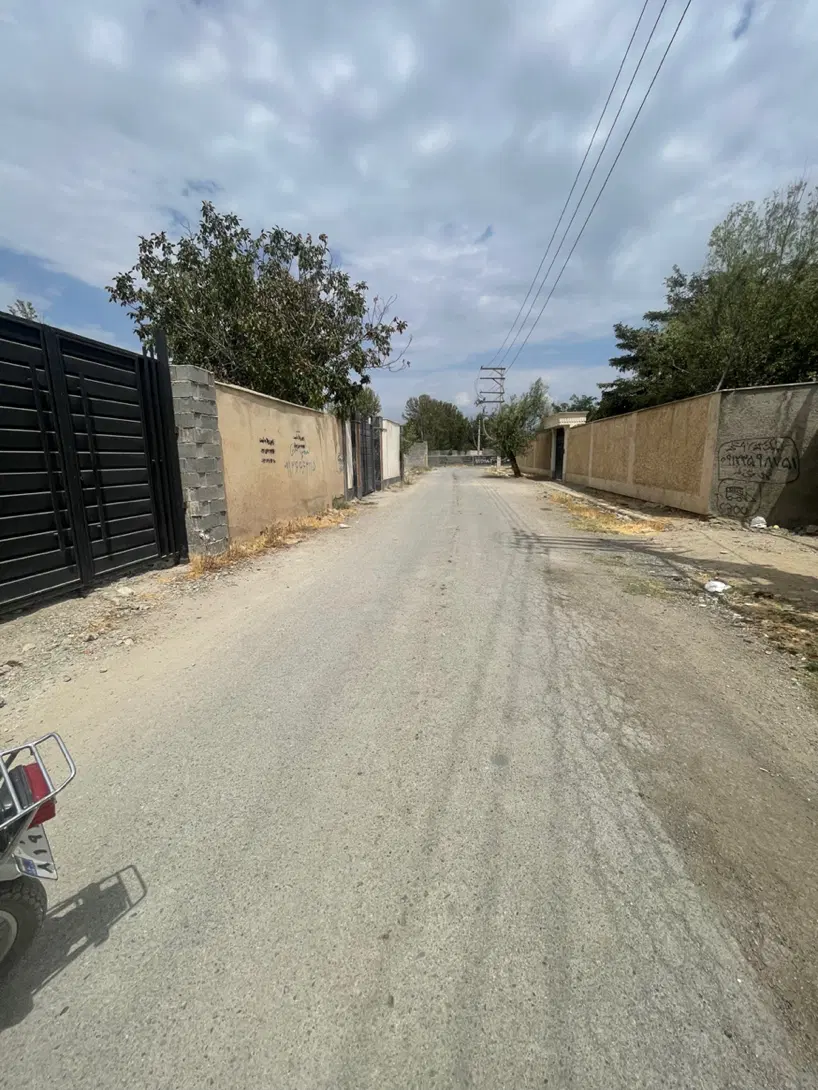 باغچه۳۰۰متری ویلا کردان سهیلیه با کنتور برق