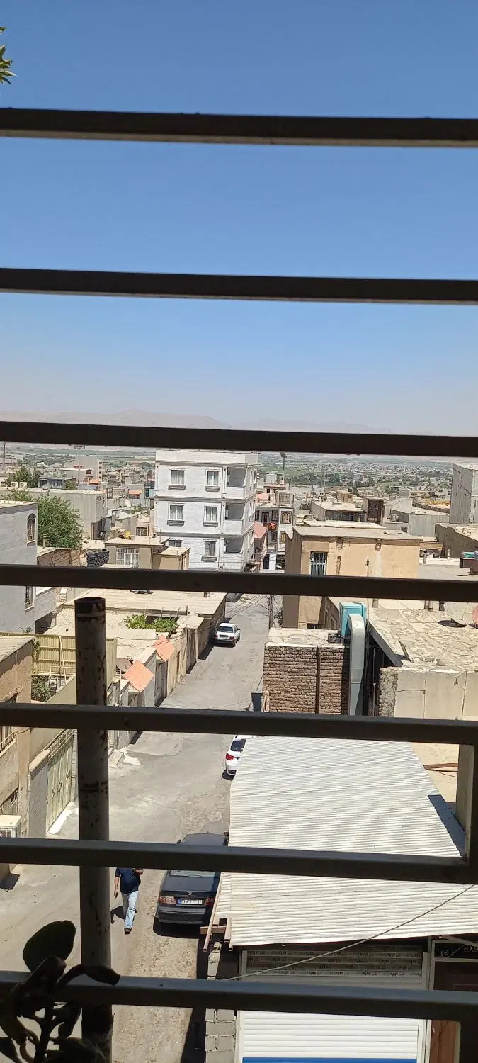 مغازه ۱۰ متری پاساژخورشید ۴۵ متری