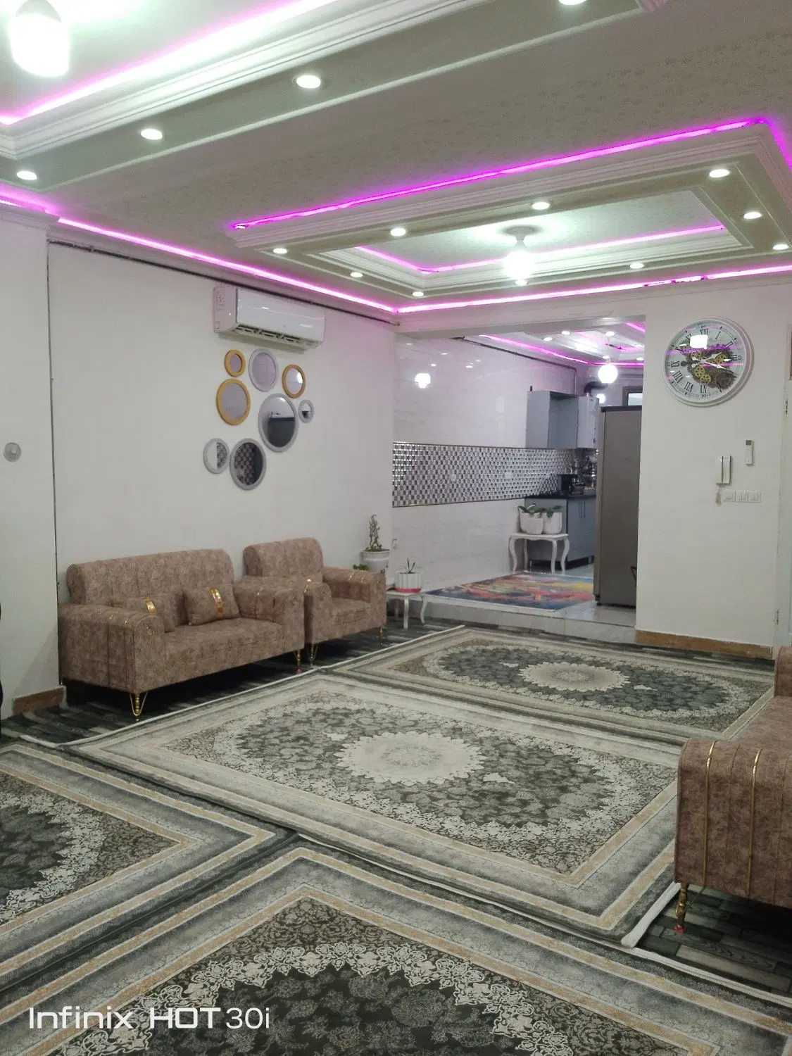 خانه سه طبقه نایسر
