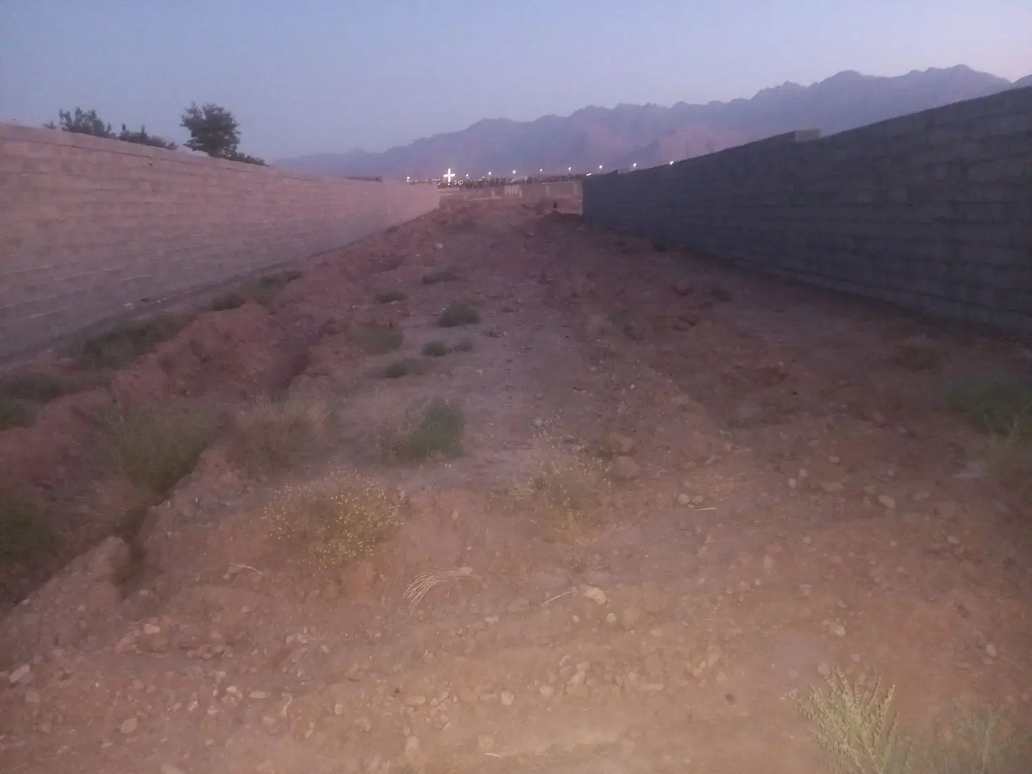 زمین مسکونی