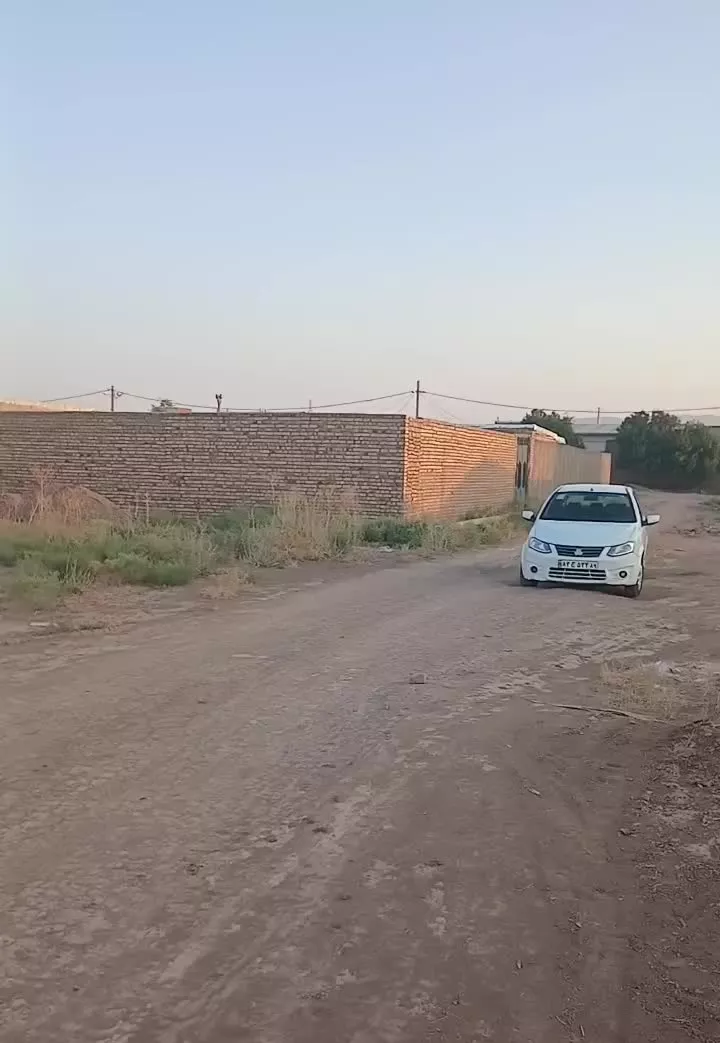 زمین مسکونی ویلایی ۱۳۴ متر داخل بافت مسکونی مجوز