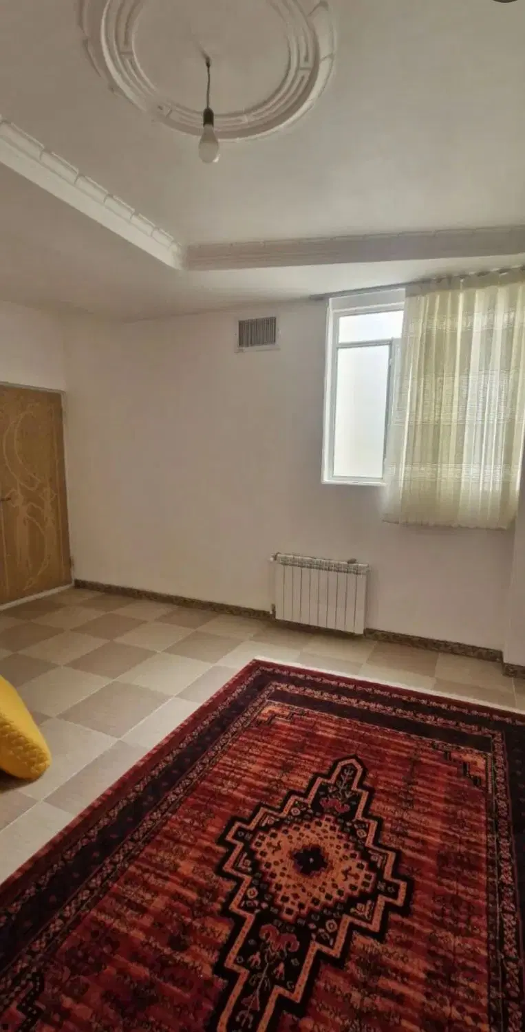 ۱۱۰ متر معلم تک واحدی