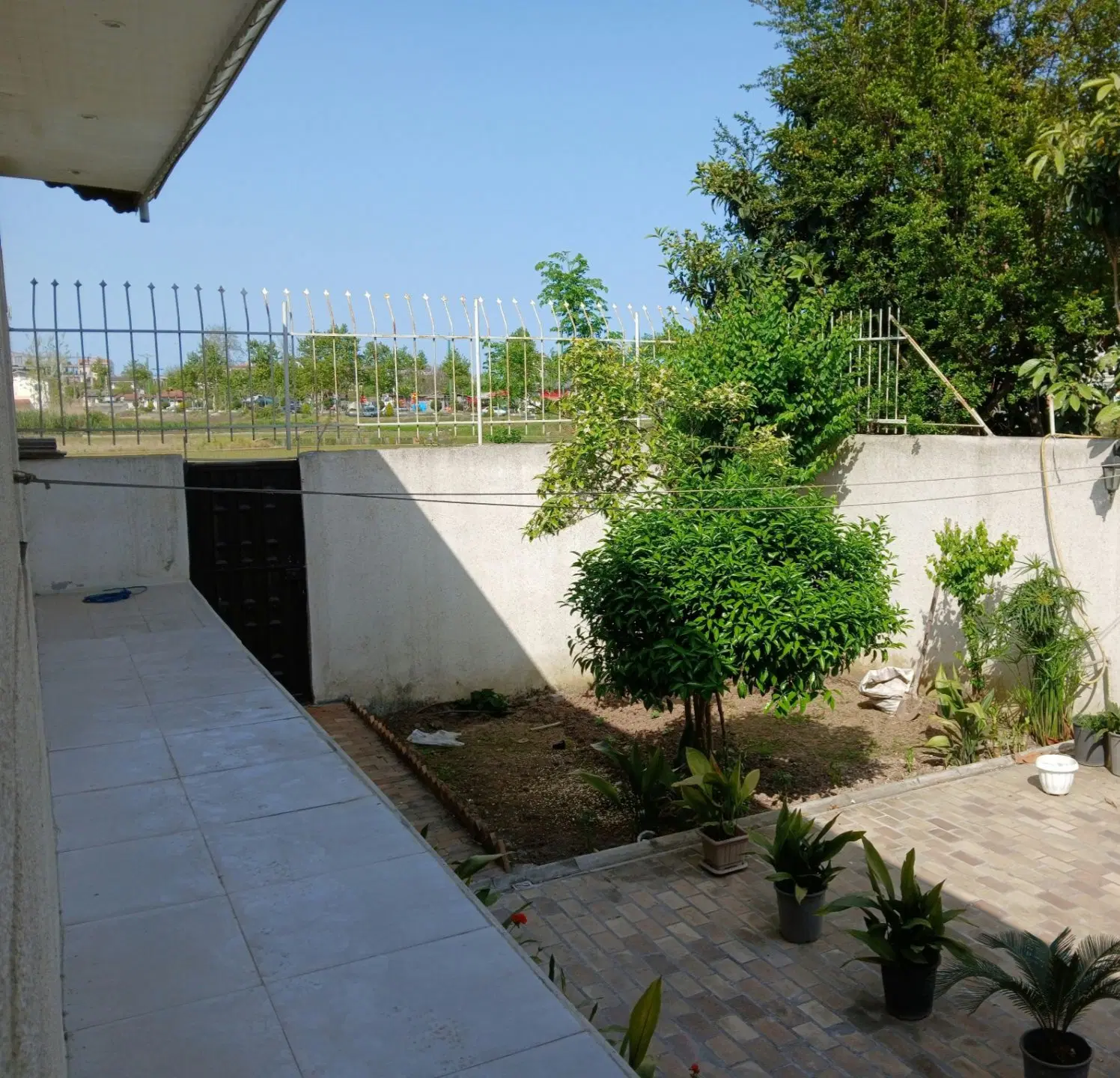 ویلایی حیاط دارشیک وجذاب