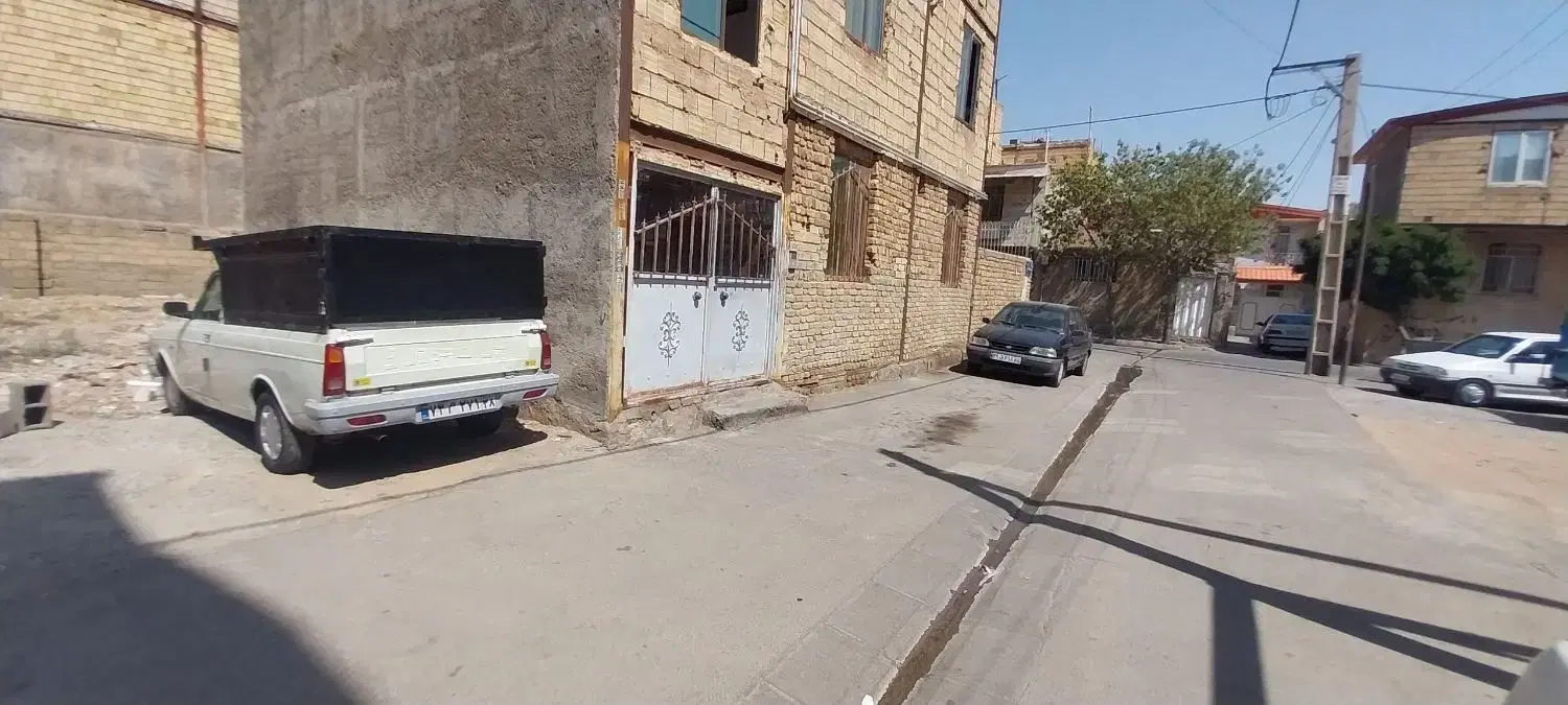 زمین مسکونی