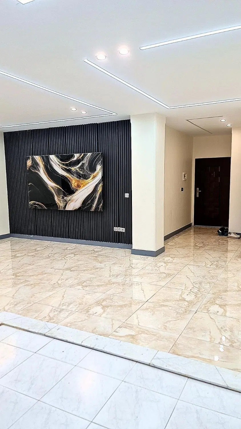 ۹۳ متر گوهردشت سنددار کوچه آرش نیکامال مالک هستم