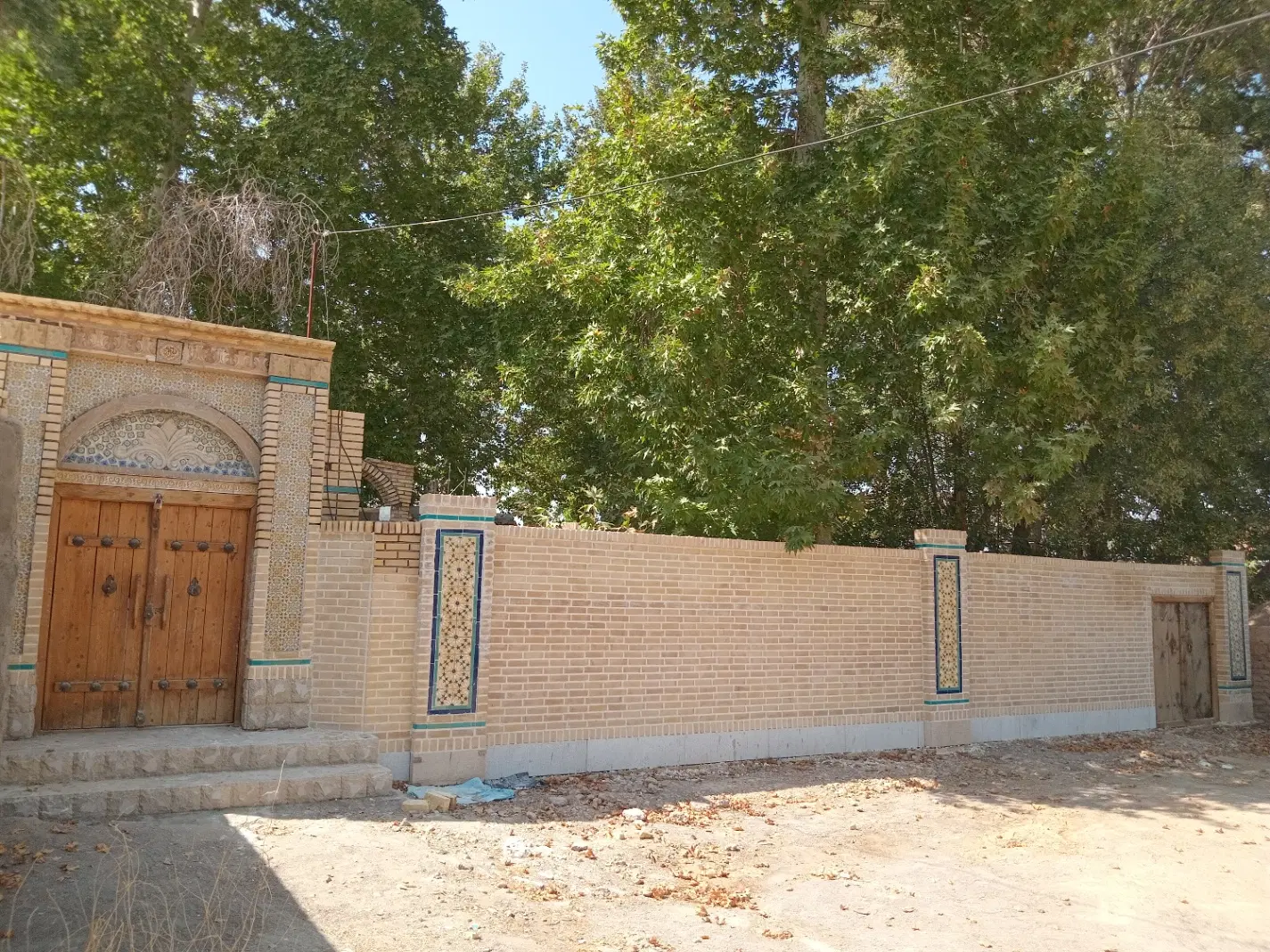 خانه مسکونی وتجاری