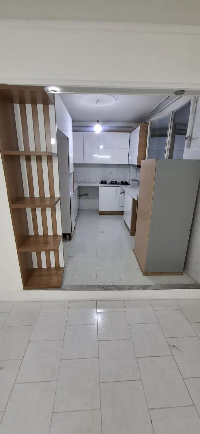 آپارتمان ۶۵متری بازسازی شده پارکینگ اقتصادی انباری
