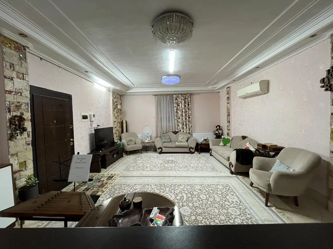 آپارتمان ۱۰۰ متری