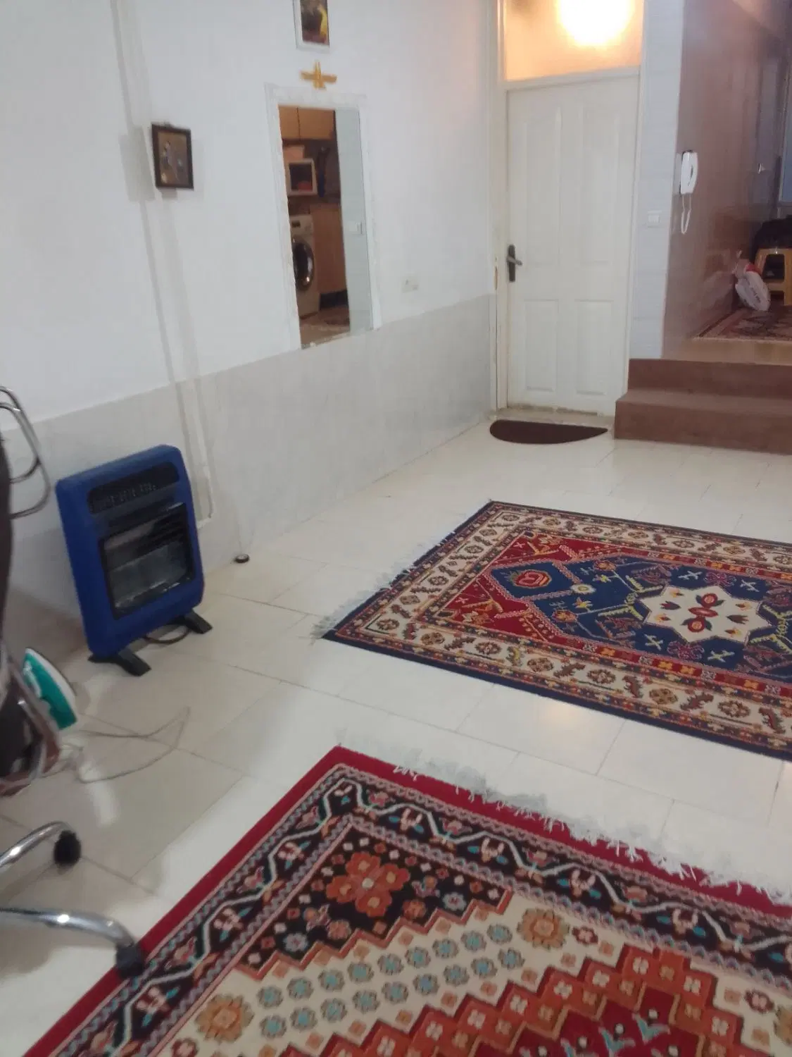 ویلایی ۳ طبقه  باهم  بحر خیابان  مناسب  اموزشگاه