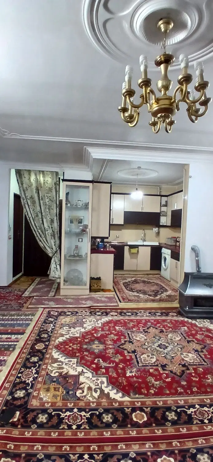 آپارتمان تک واحدی نیایش