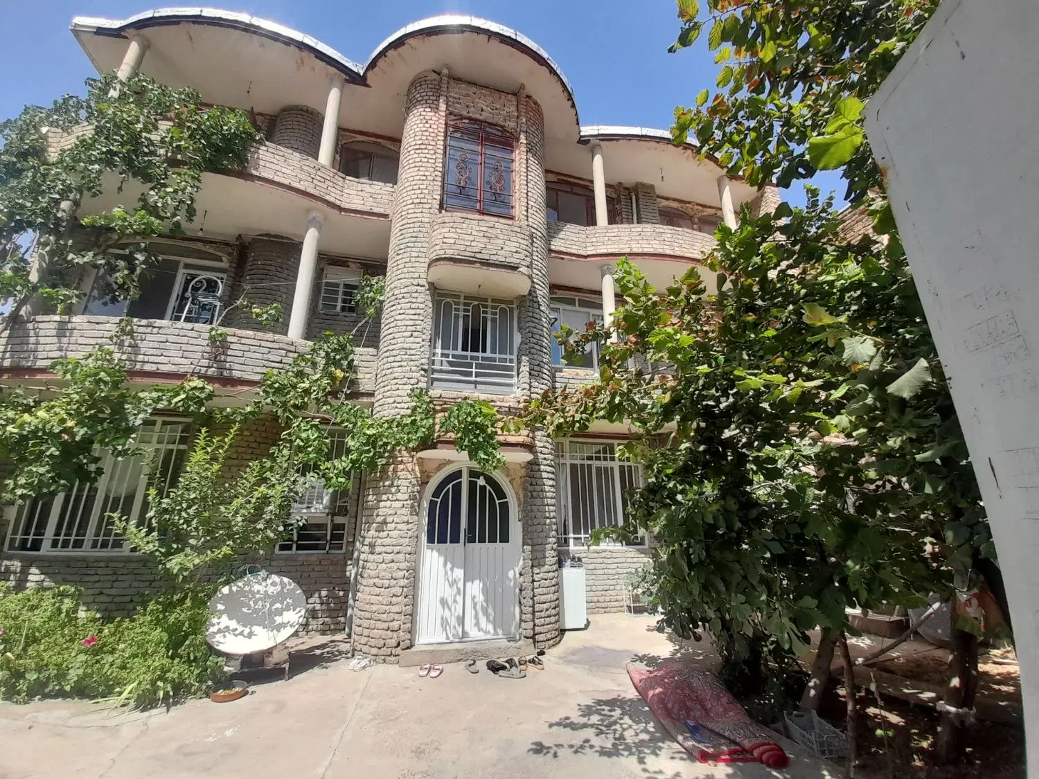 اجاره خانه ویلایی، طبقه دوم