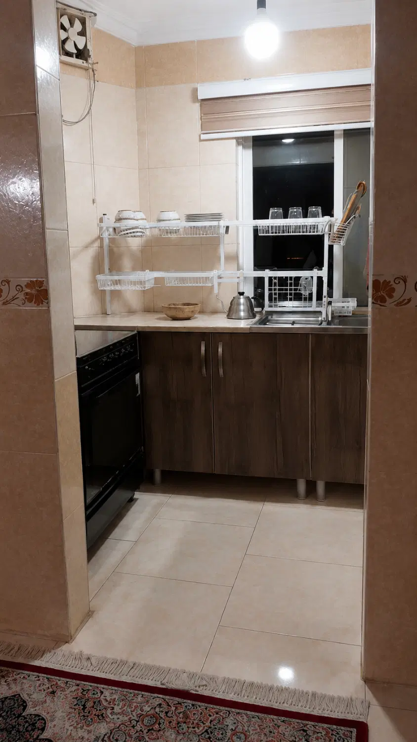 ۹۰ متر ارغوان قائم‌شهر ، پارکینگ + آسانسور+ انباری