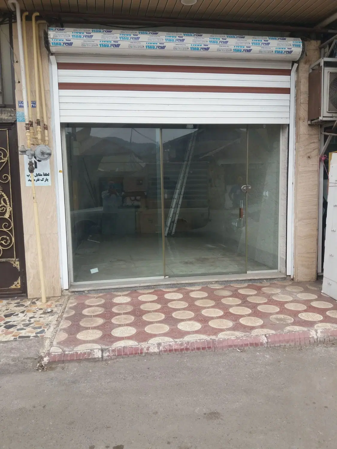 مغازه ۲۱ متری