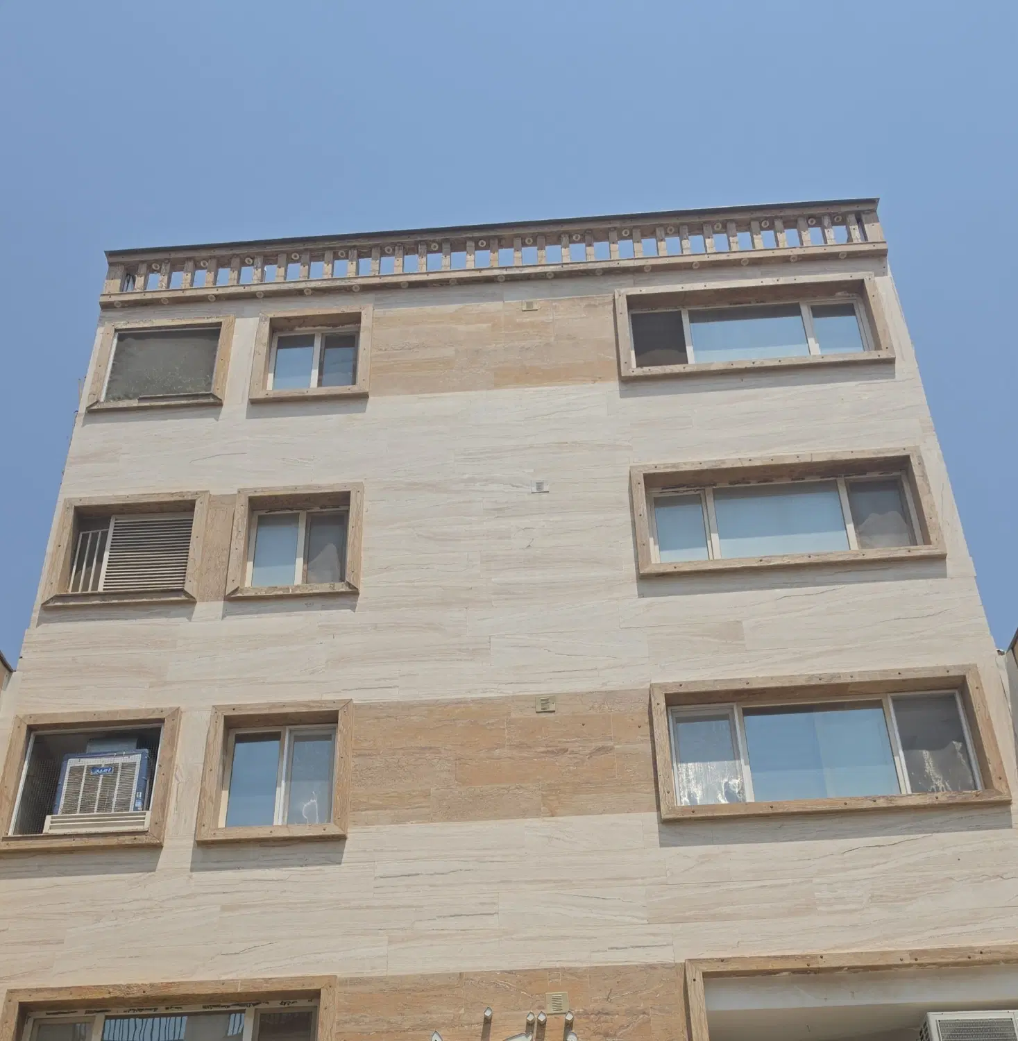 آپارتمان دوخوابه  فراز