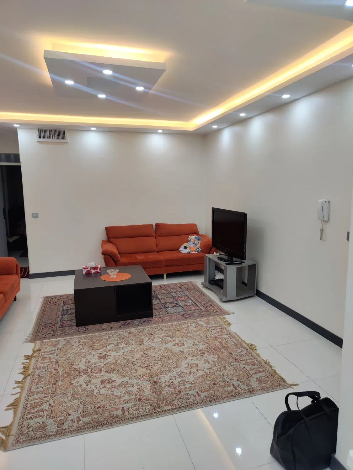 اپارتمان 58 متری یکخوابه طبقه اول