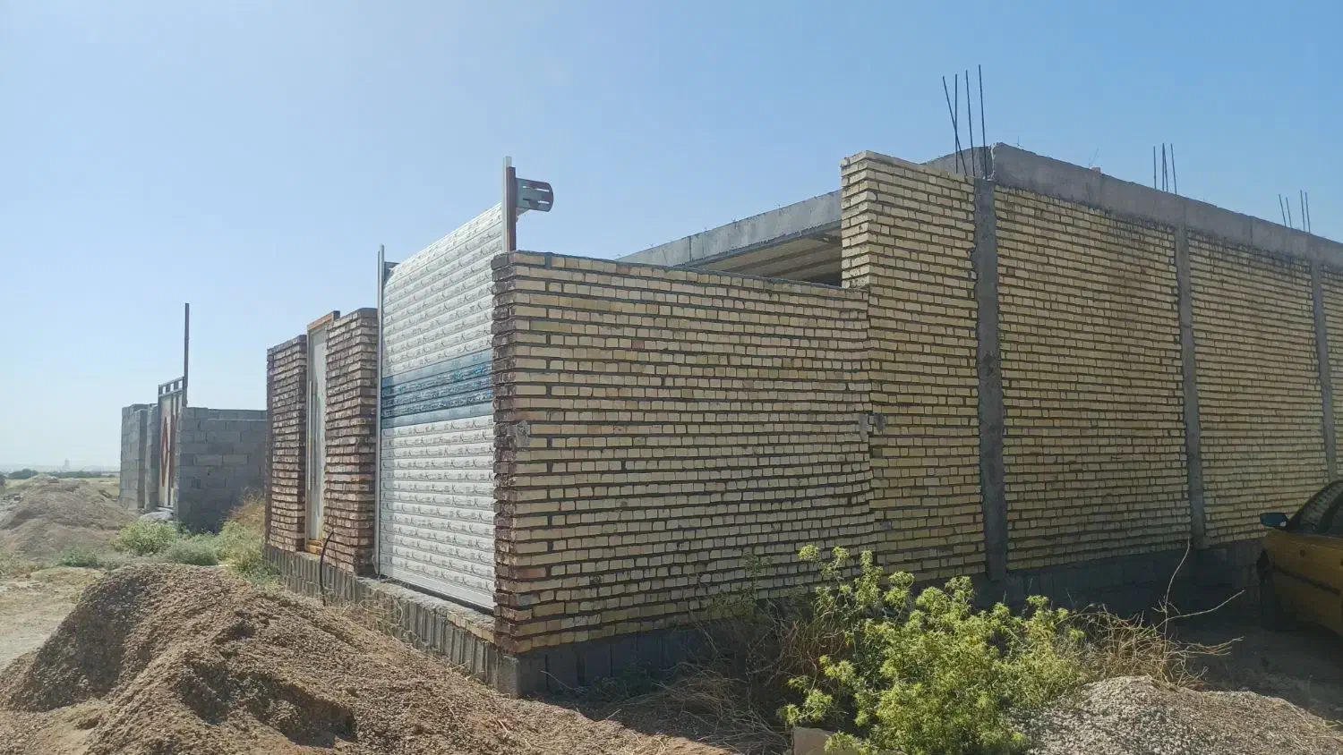 منزل نیمه کاره فرهنگیان