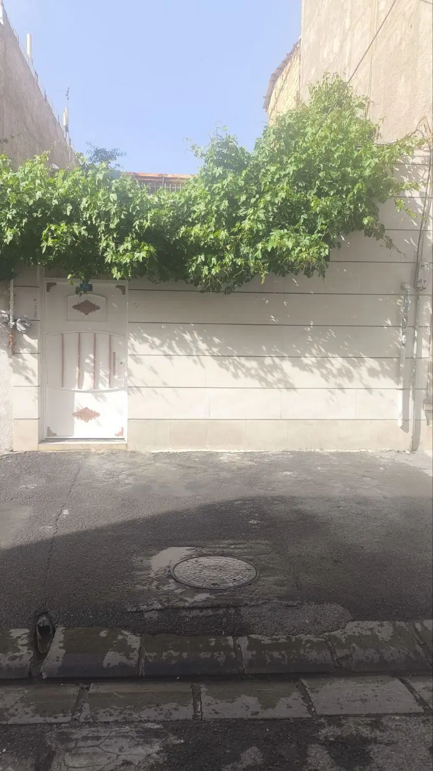 خانه ویلای در محمدشهر  خیابان. محلاتی