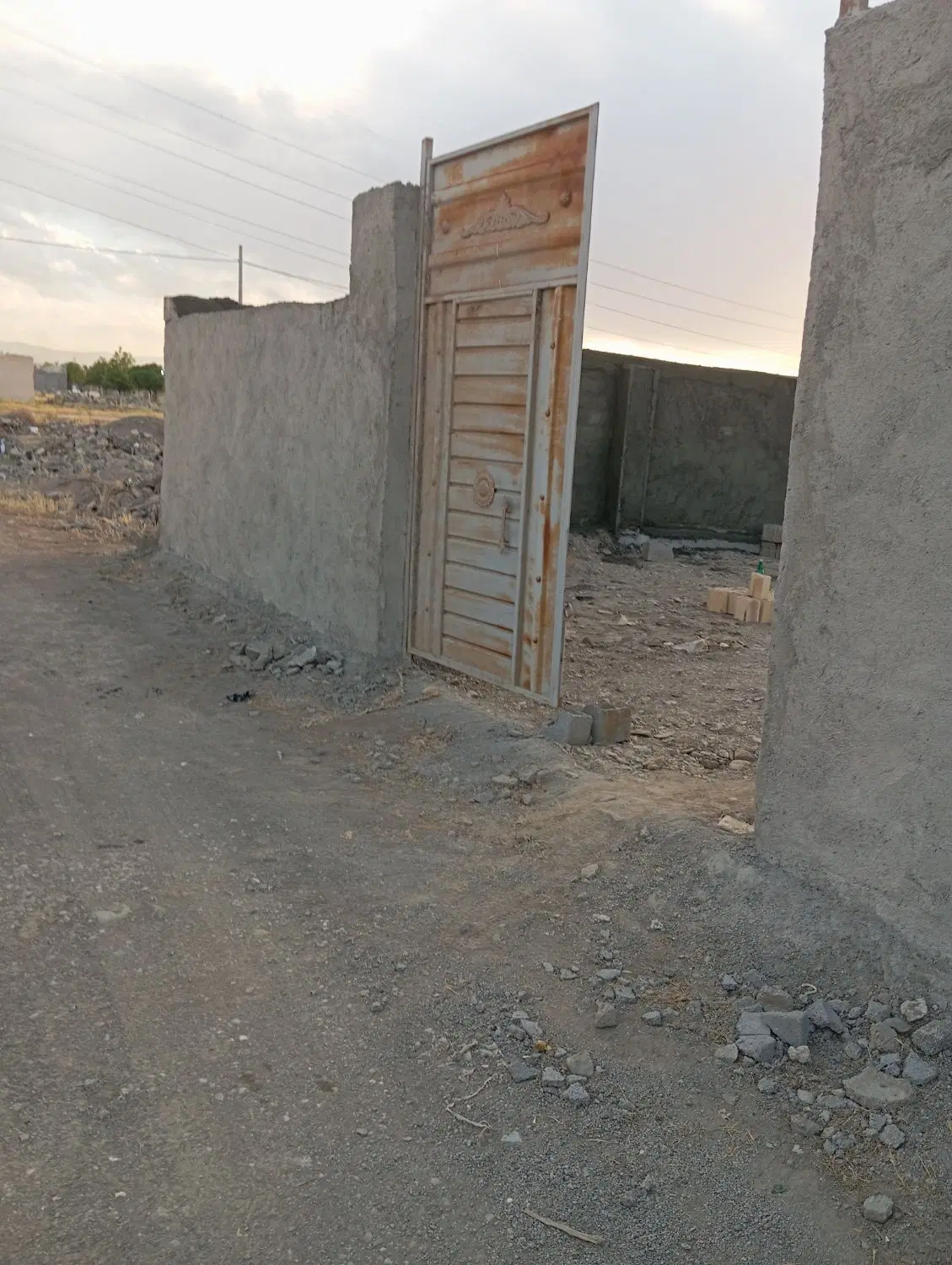 باغ دور دیوار شاهنامه 35سند تک برگ ملکی( شعبانی)