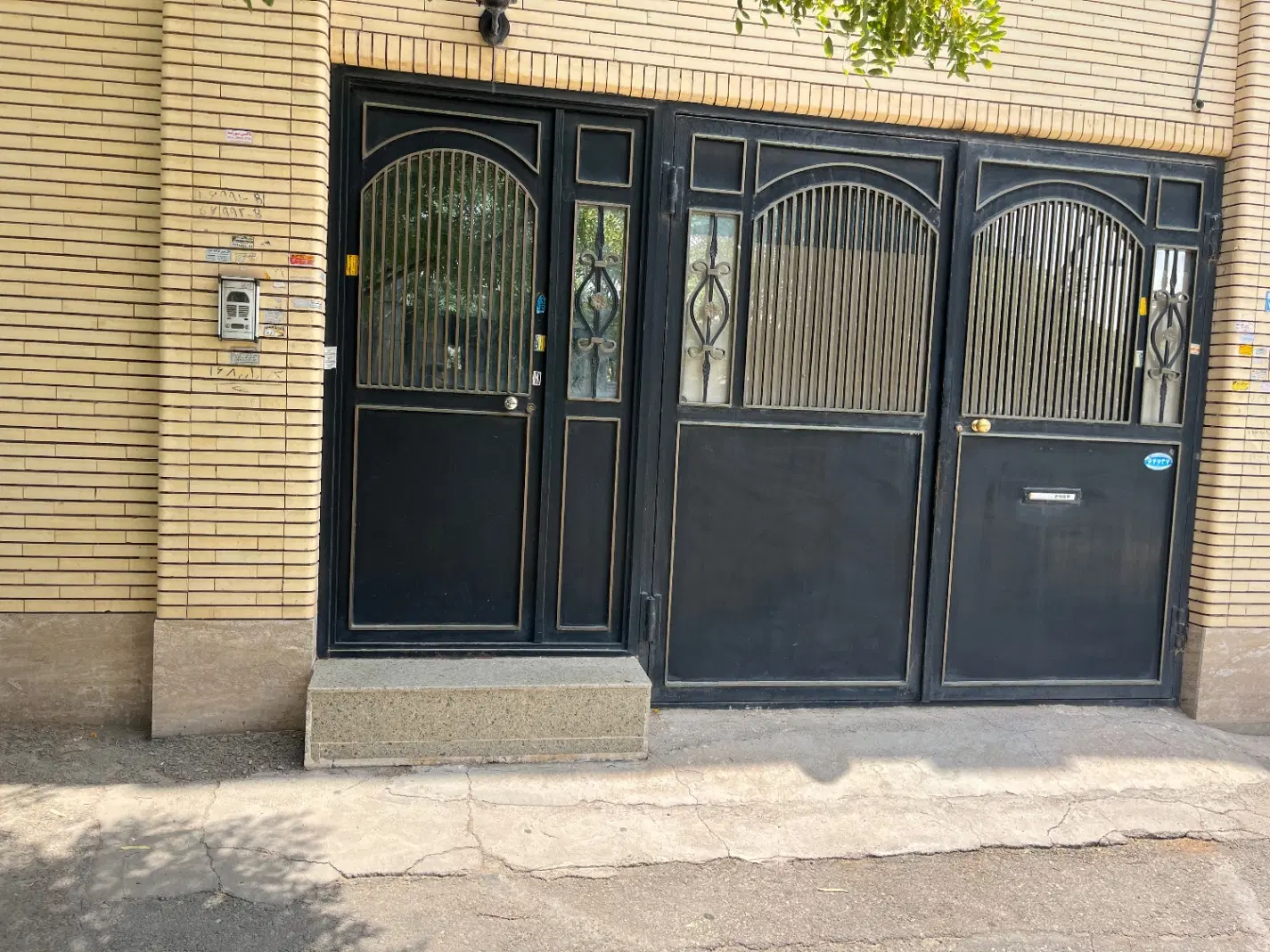 واحد ۱۱۵متری بالا ویلایی