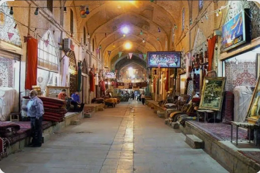 فروش مغازه ۱۰۰ متر بازار  انتهای میدان امیر چخماق