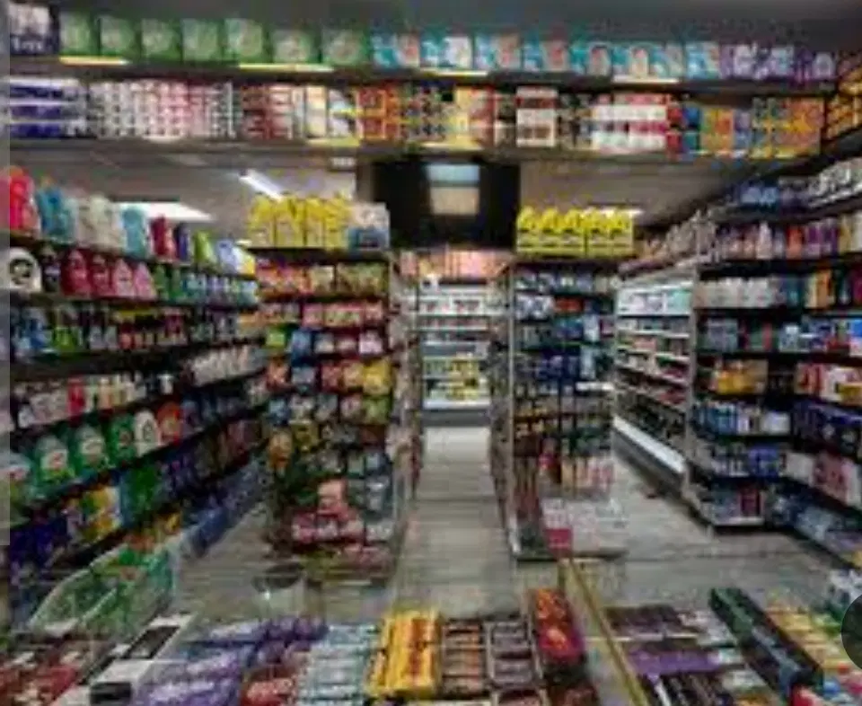 50متر تجاری هم کف جهت سوپر مارکت